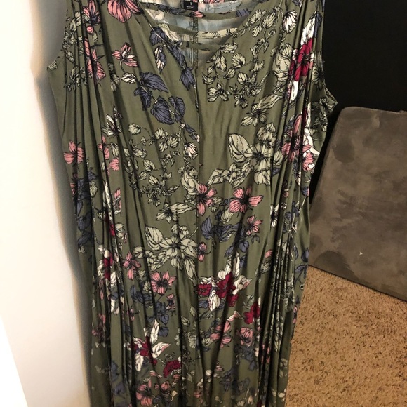 Torrid dress 2x new w tags never worn - Picture 2 of 2